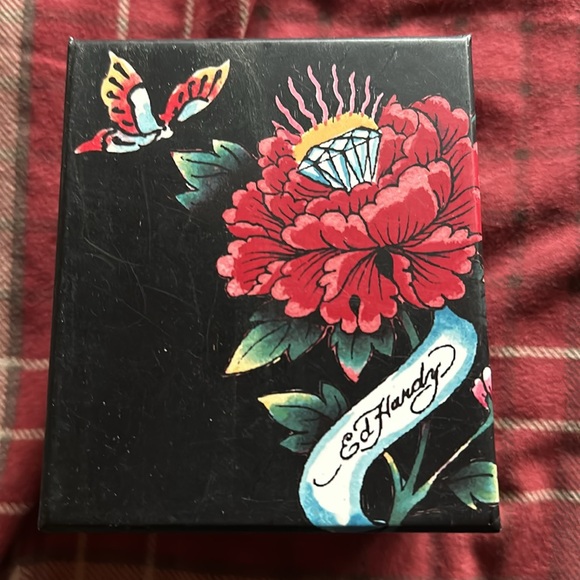 This is a Ed Hardy watch . It is in great condition. It’s been in the box. - Picture 2 of 2